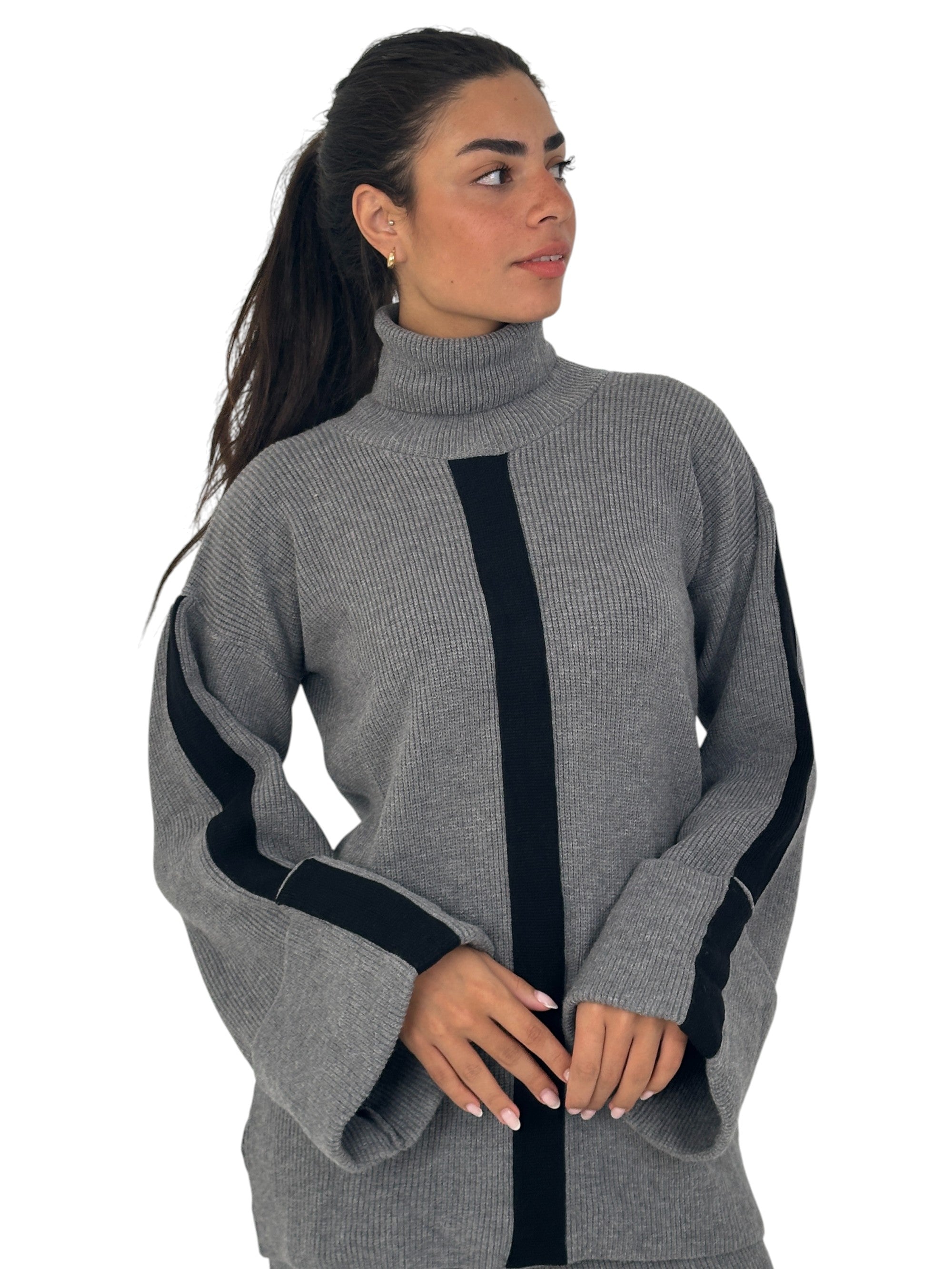 Grey Silhouette Knit Set
